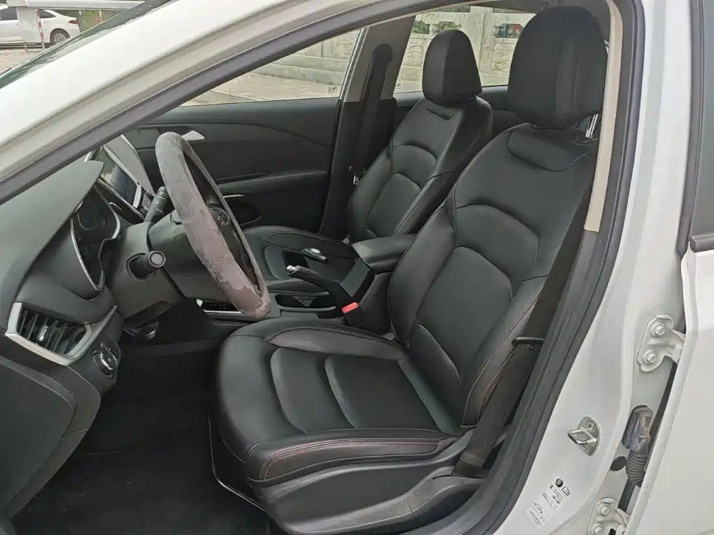 Chevrolet Monza — миниатюра 15