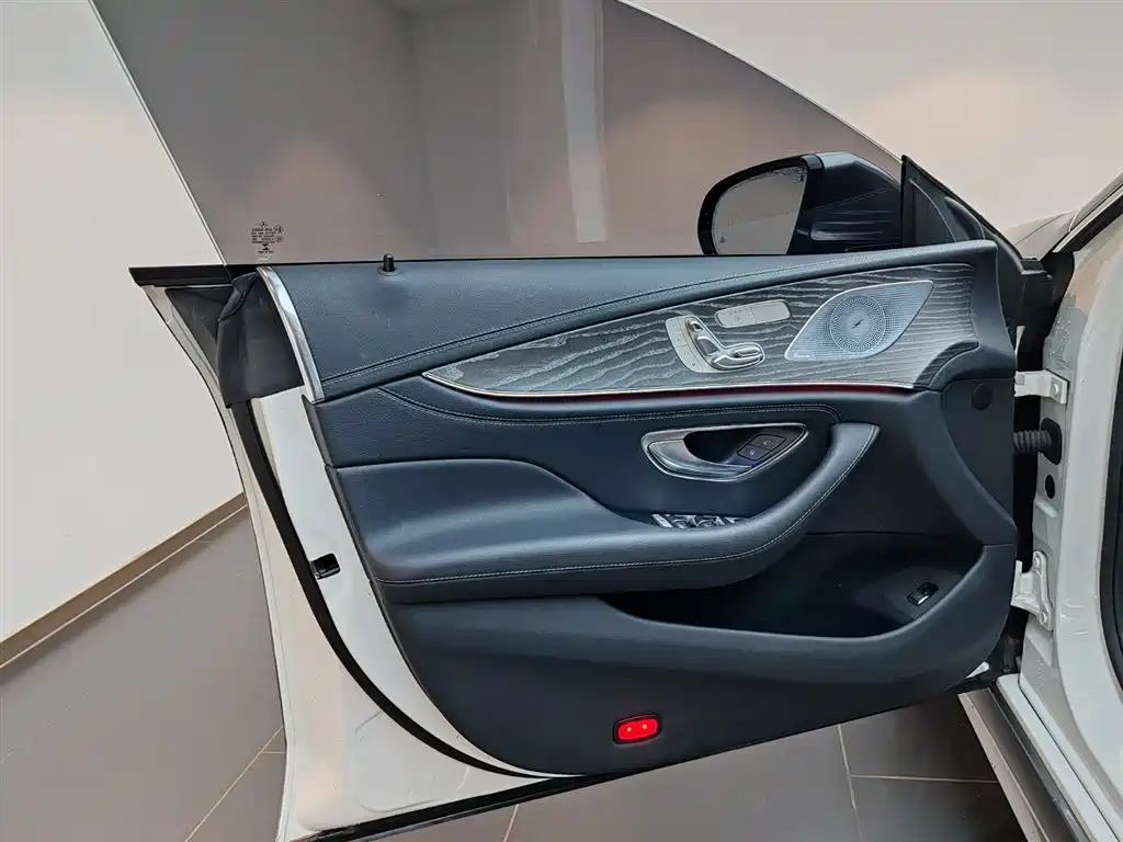 Mercedes-Benz CLS 2023 CLS 300