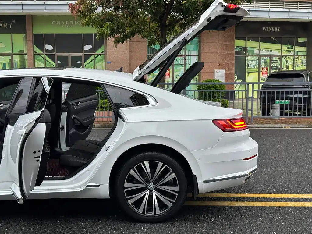 Volkswagen CC — миниатюра 13