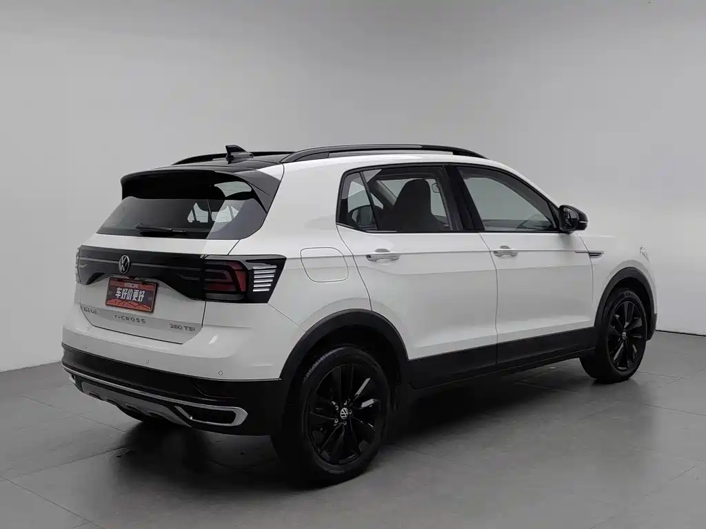 Volkswagen T-Cross — миниатюра 2