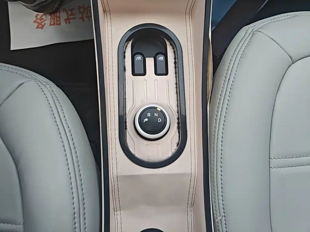 Wuling MINIEV — миниатюра 14