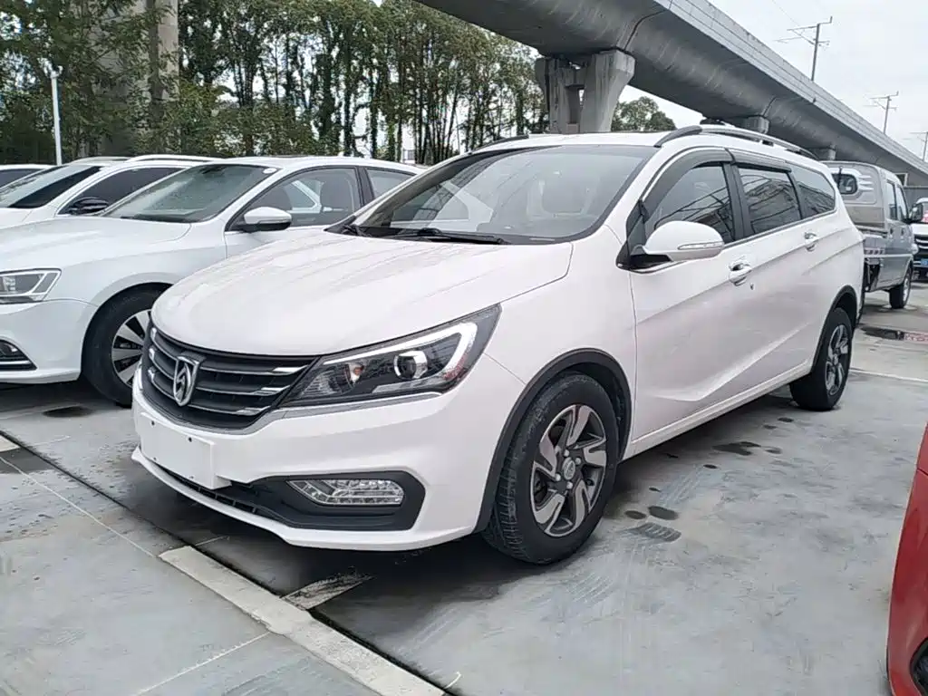 Baojun 310W — миниатюра 2
