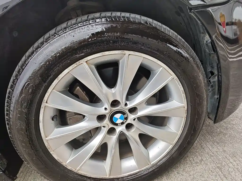 BMW 7 Series — миниатюра 18