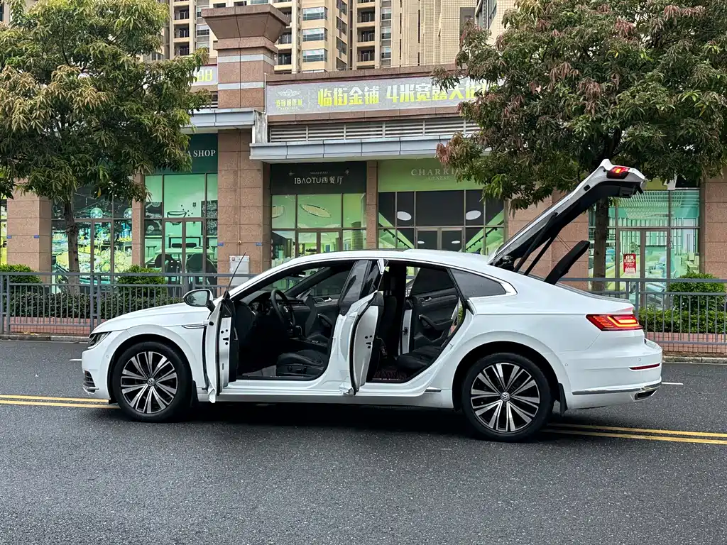 Volkswagen CC — миниатюра 12