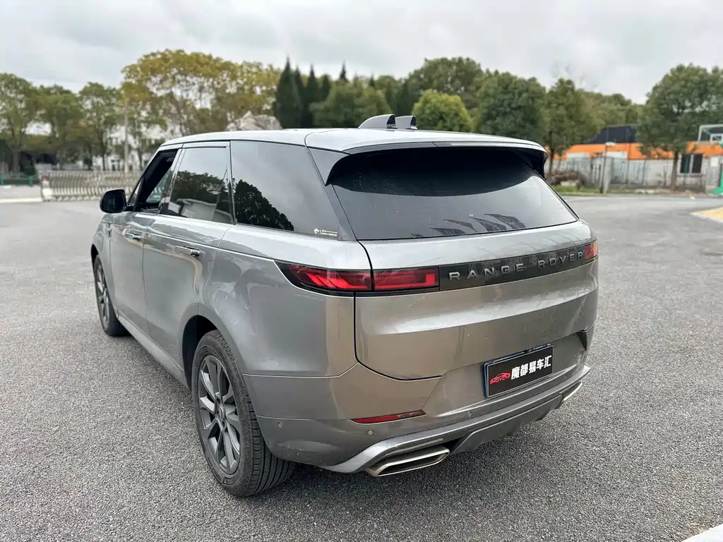 Land Rover Range Rover Sport 2024 400PS Dynamic SE