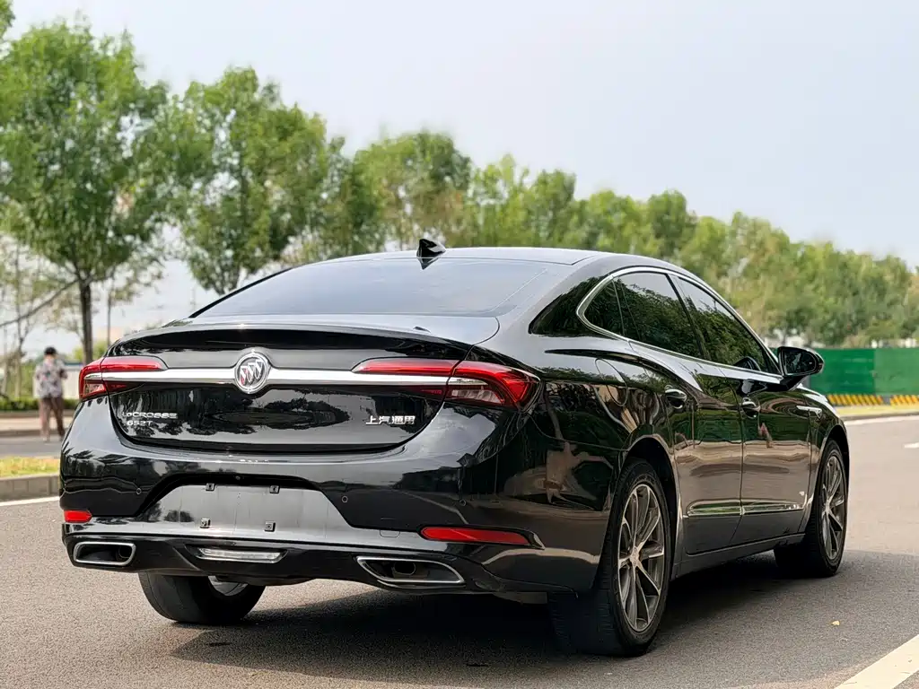 Buick LaCrosse — миниатюра 4