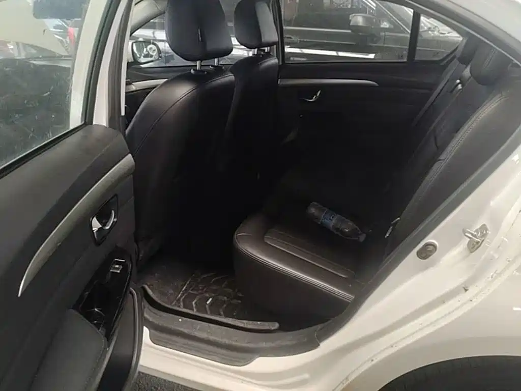 Great Wall Great Wall C30 — миниатюра 22