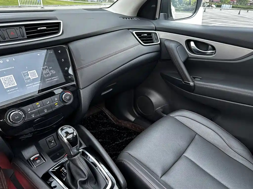 Nissan Qashqai — миниатюра 16