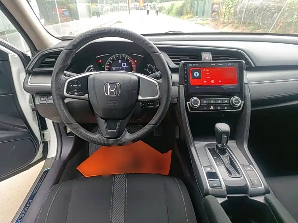Honda Civic — миниатюра 11