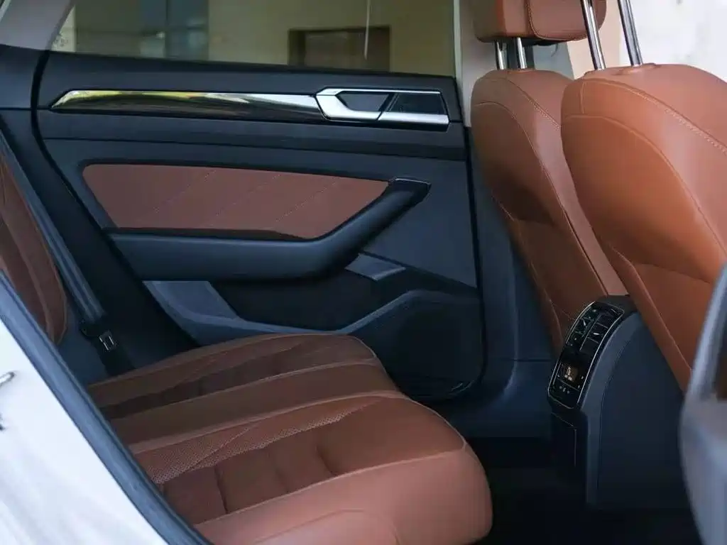 Volkswagen CC — миниатюра 5