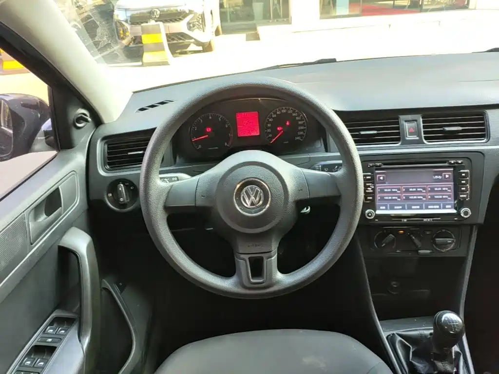 Volkswagen Santana — миниатюра 11