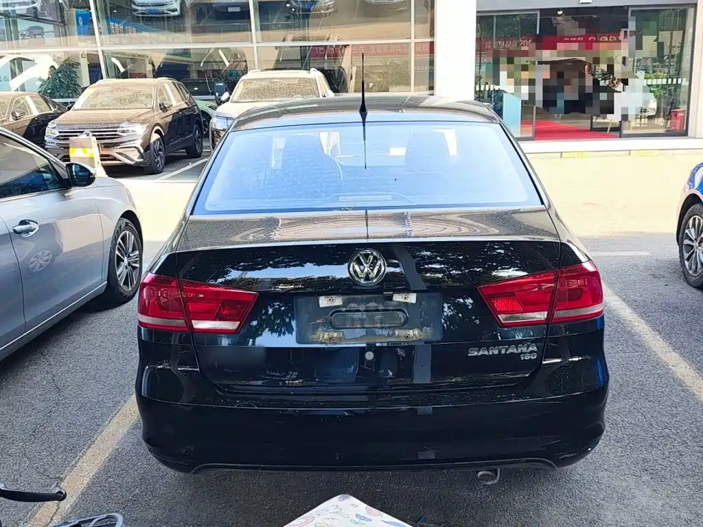 Volkswagen Santana — миниатюра 6