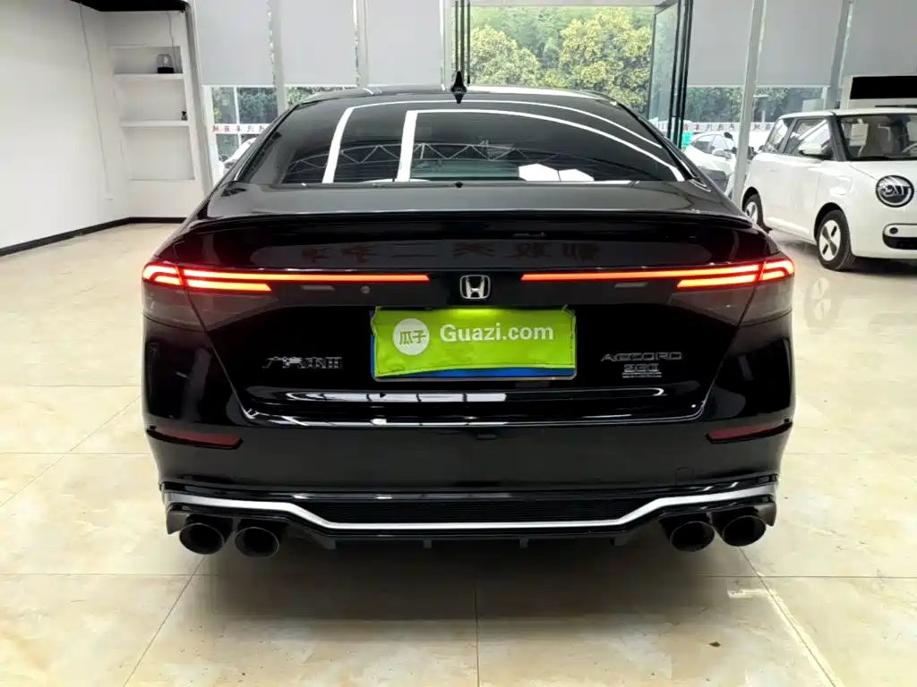 Honda Accord — миниатюра 6