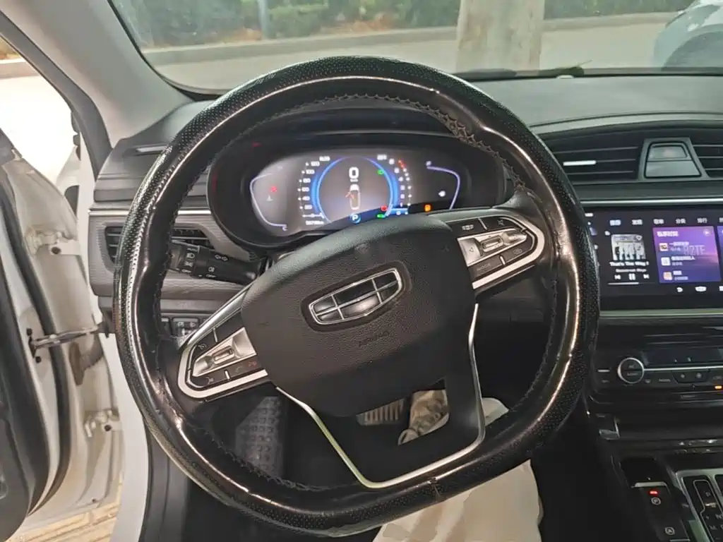Geely Emgrand GL — миниатюра 11