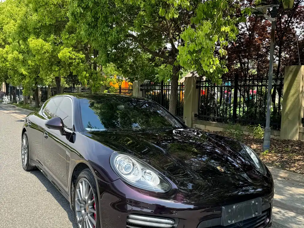 Porsche Panamera 2014 Panamera Turbo Executive 4.8T