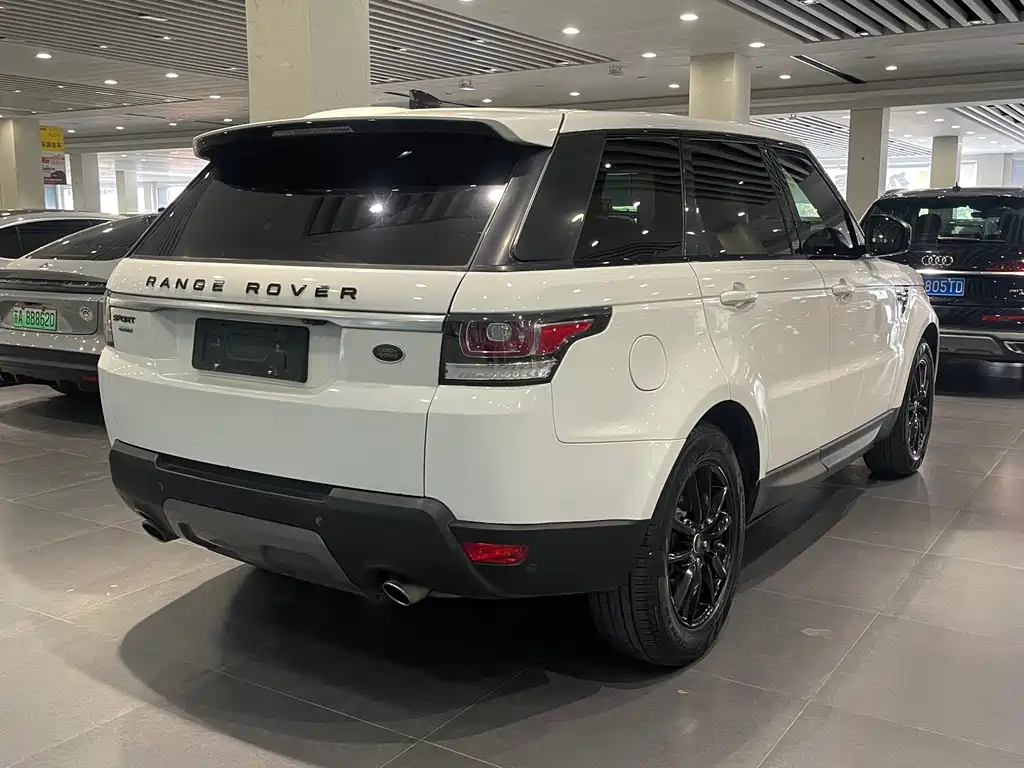 Land Rover Range Rover Sport 2017 3.0 SC V6 SE