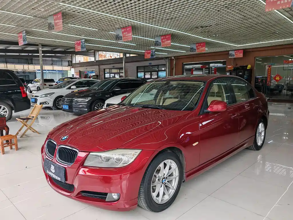 BMW 3 Series (Import) 2011