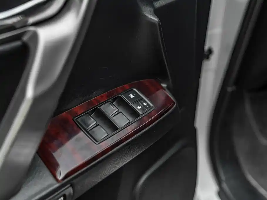 Lexus GX — миниатюра 17