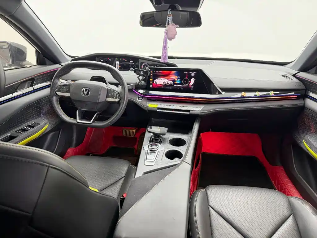 Changan UNI-V 2022 1.5T Sport