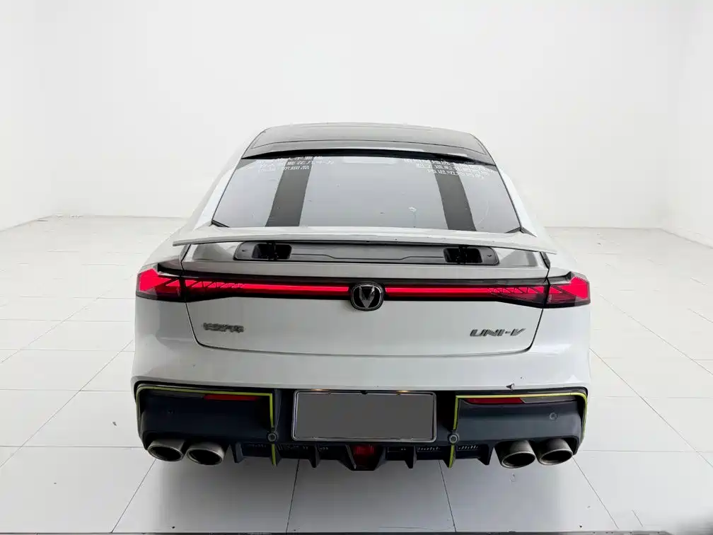 Changan UNI-V 2022 1.5T Sport