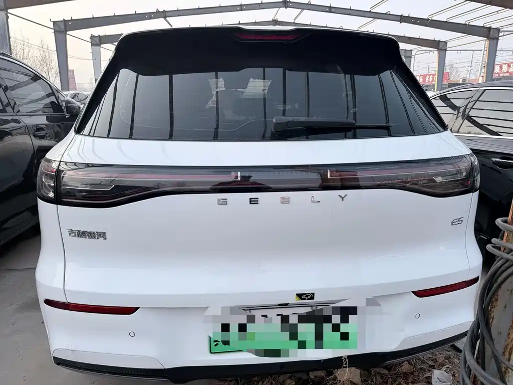 GEELY GALAXY GALAXY E5