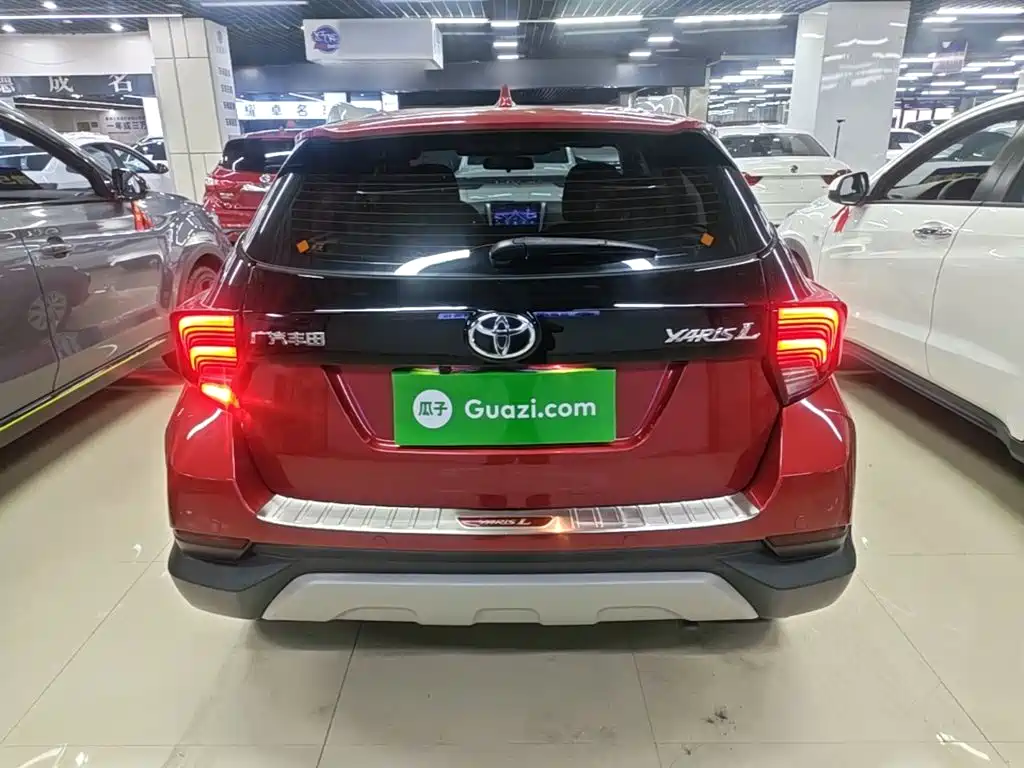 Toyota Yaris L — миниатюра 6