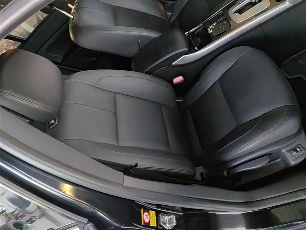 Renault Latitude — миниатюра 25