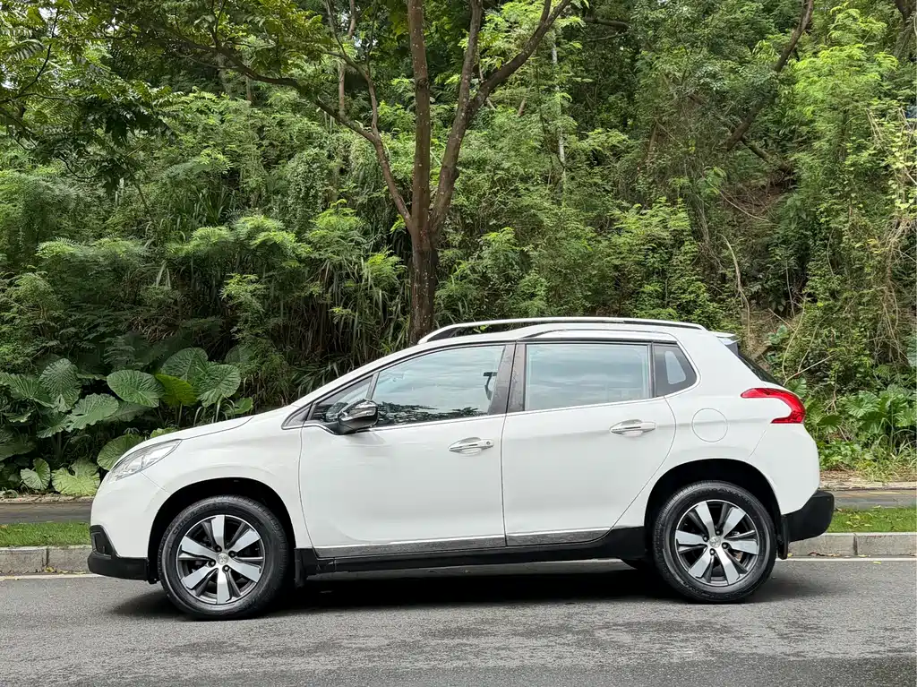 Peugeot 2008 — миниатюра 3