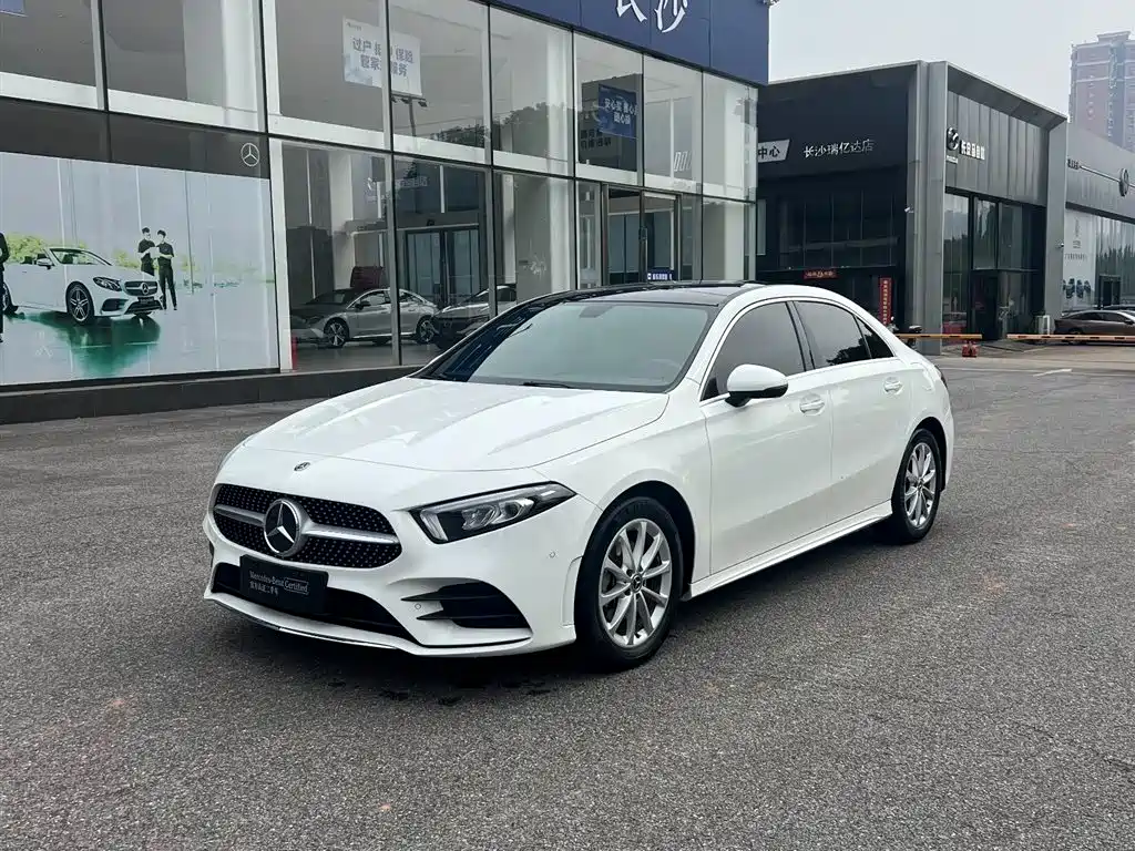 Mercedes-Benz A-Class — миниатюра 3