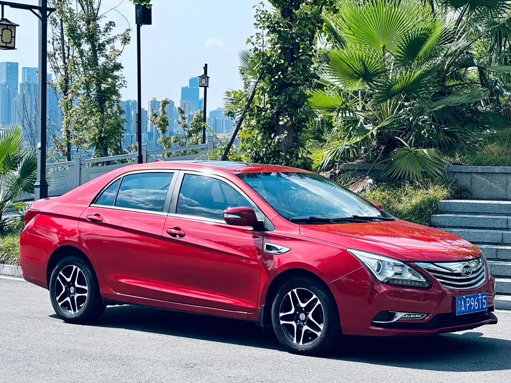 BYD G5 — миниатюра 2