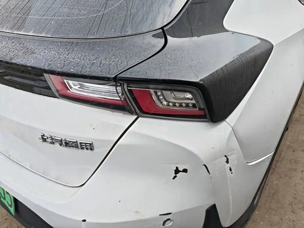 Chevrolet Menlo — миниатюра 8