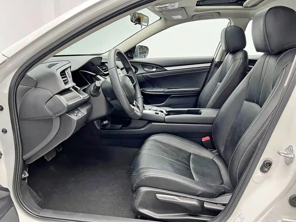 Honda Civic — миниатюра 14