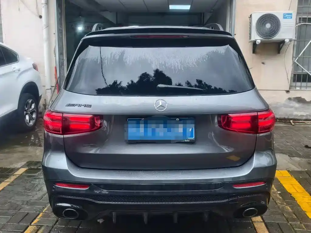 Mercedes-Benz GLB AMG — миниатюра 5