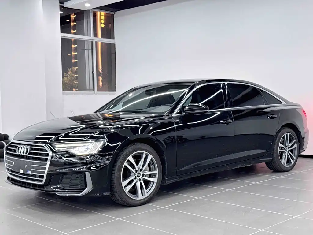 Audi A6L 2022