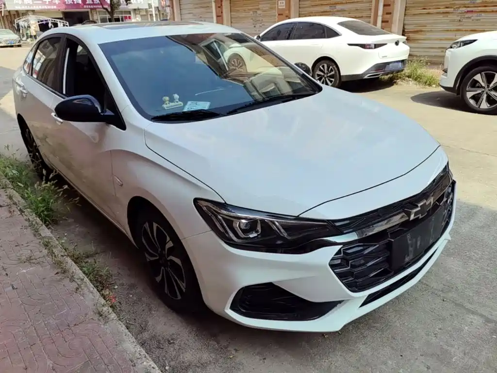 Chevrolet Monza — миниатюра 4