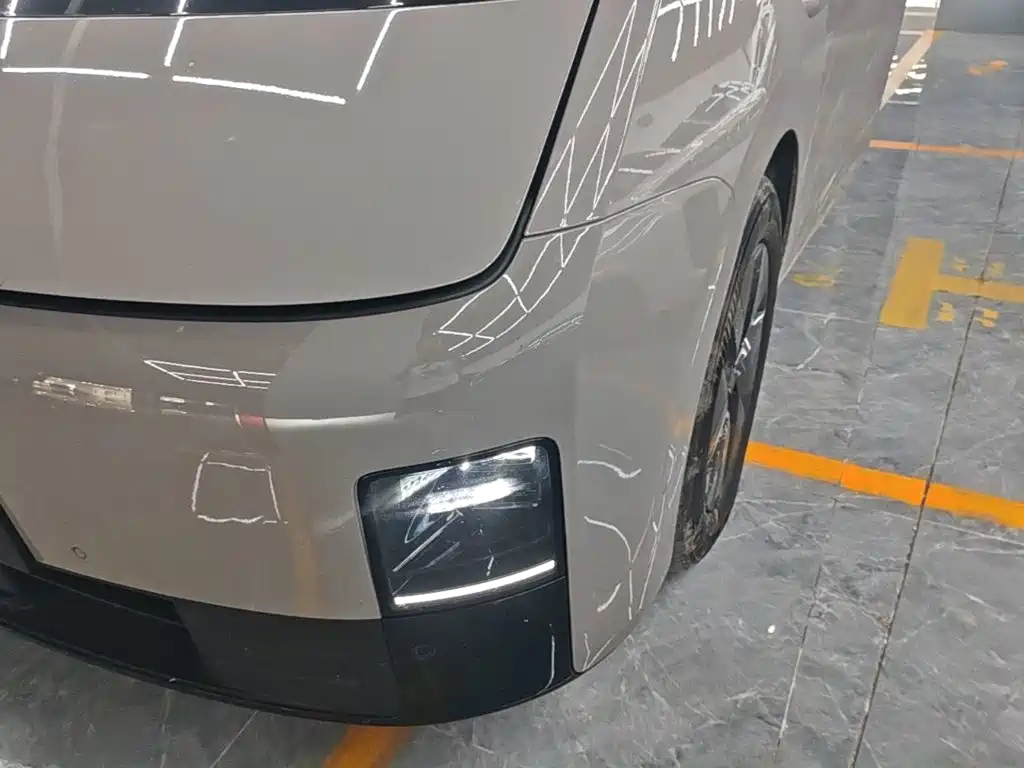 Li Auto Li MEGA — миниатюра 24