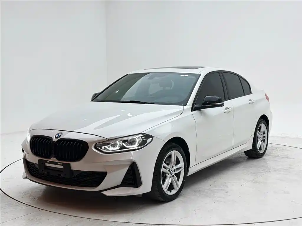 BMW 1 Series 2021