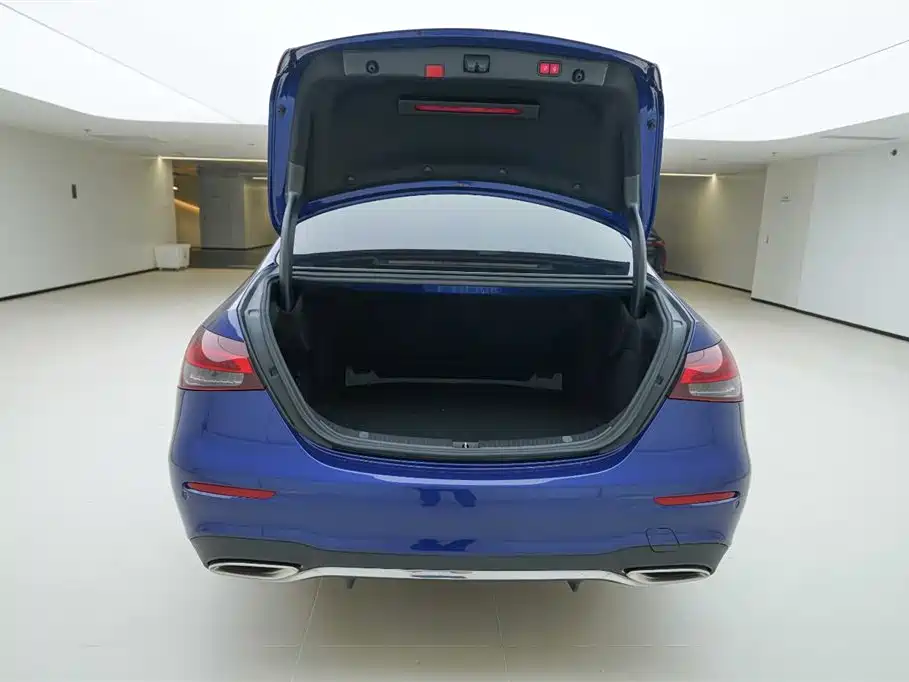 Mercedes-Benz E-Class E 2022 E 300 L Sport Fashion