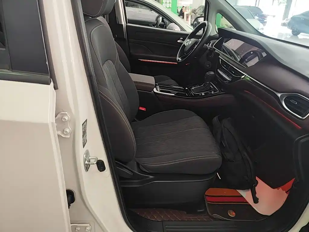 GAC Motor Trumpchi M6 — миниатюра 25