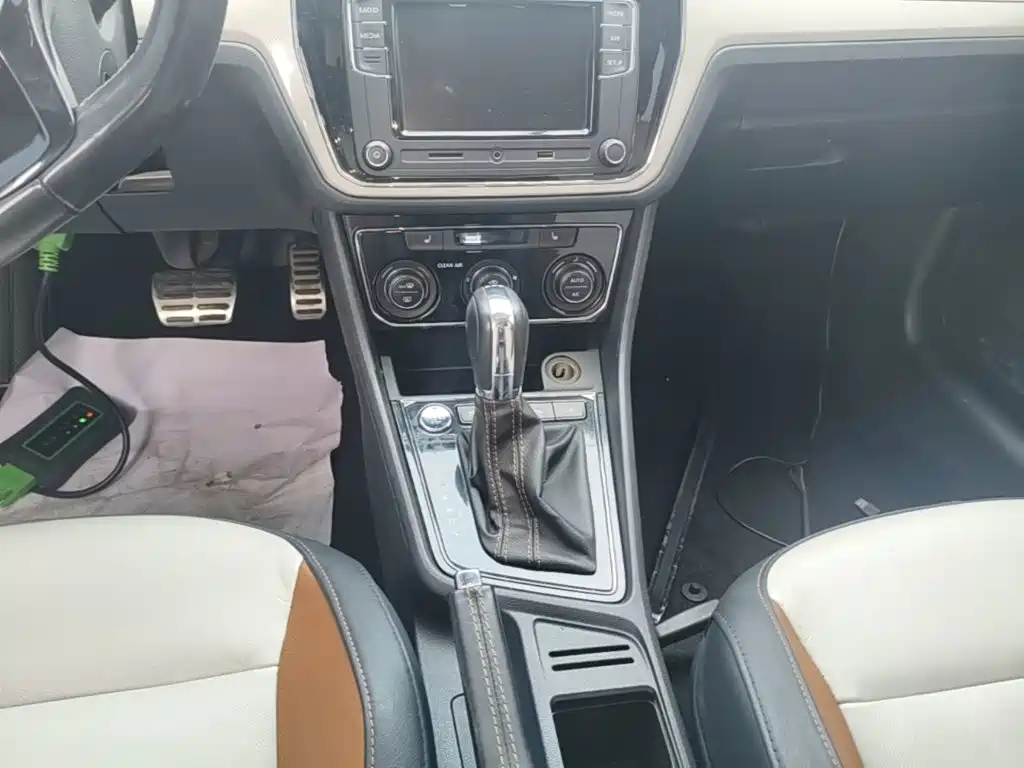 Volkswagen Cross Lavida — миниатюра 14
