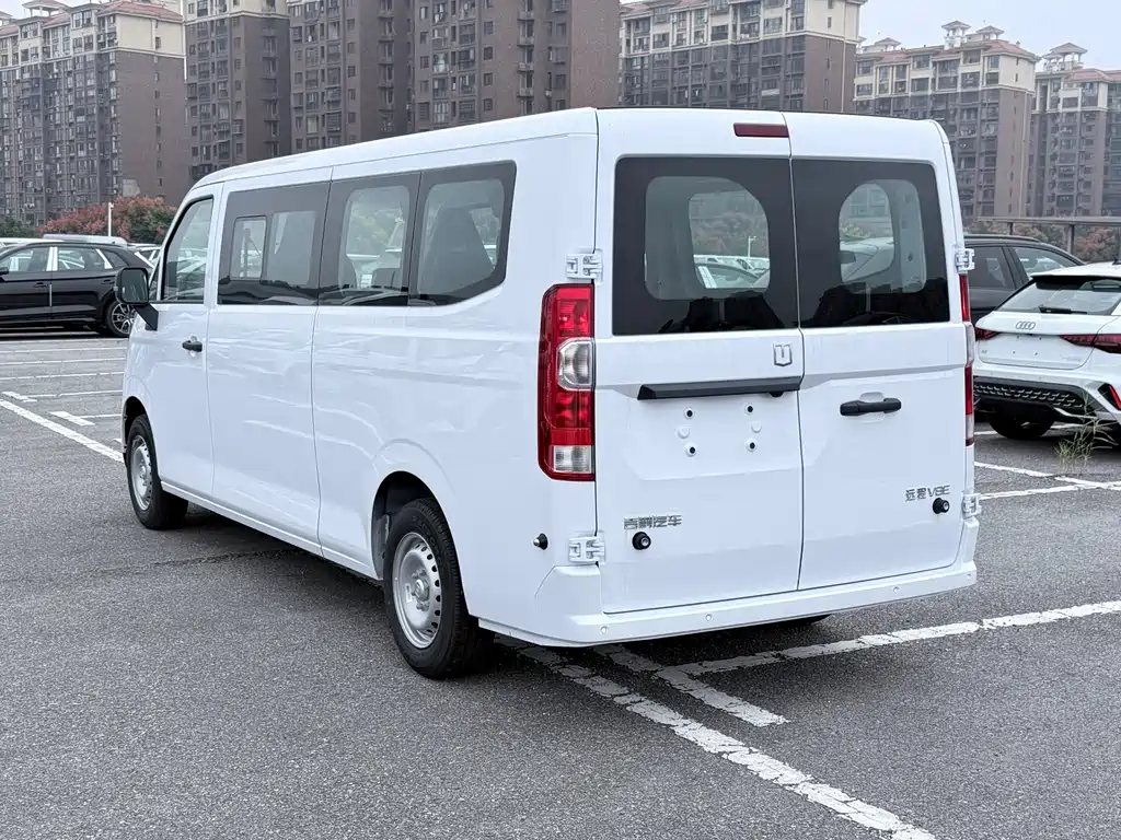 Farizon V 2025 V8E - 350km