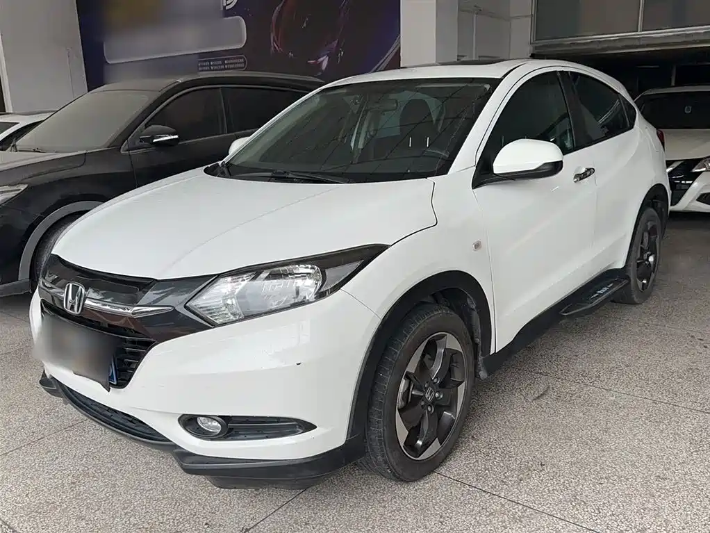 Honda Vezel 2016