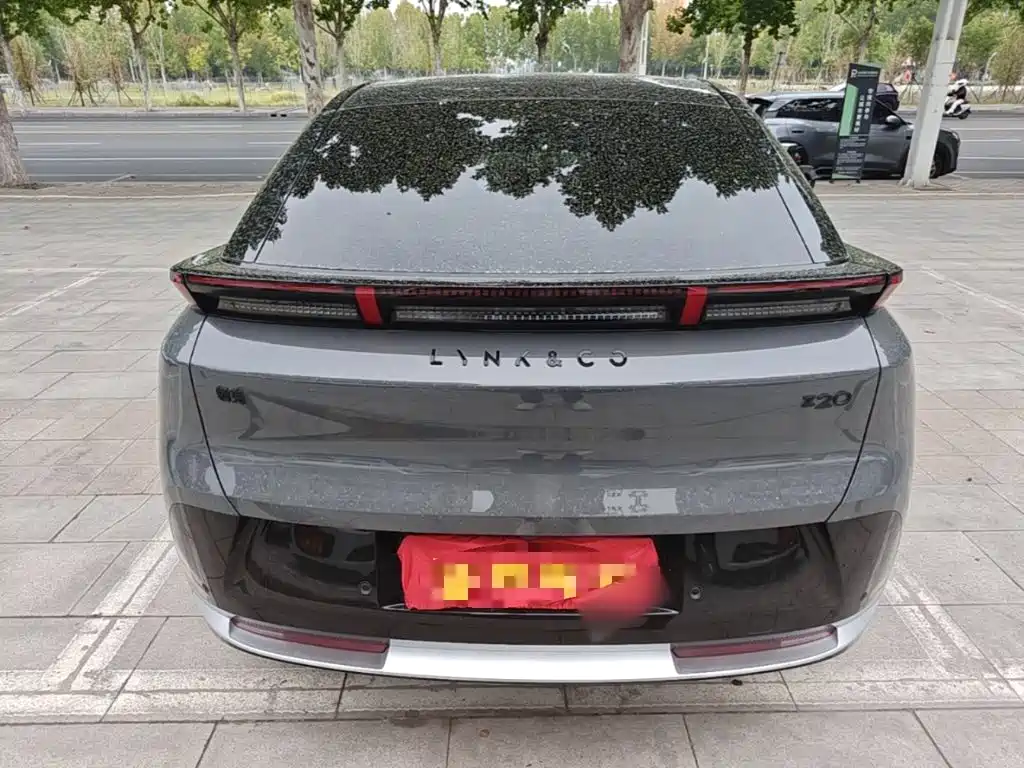 Lynk & Co Z20 — миниатюра 6