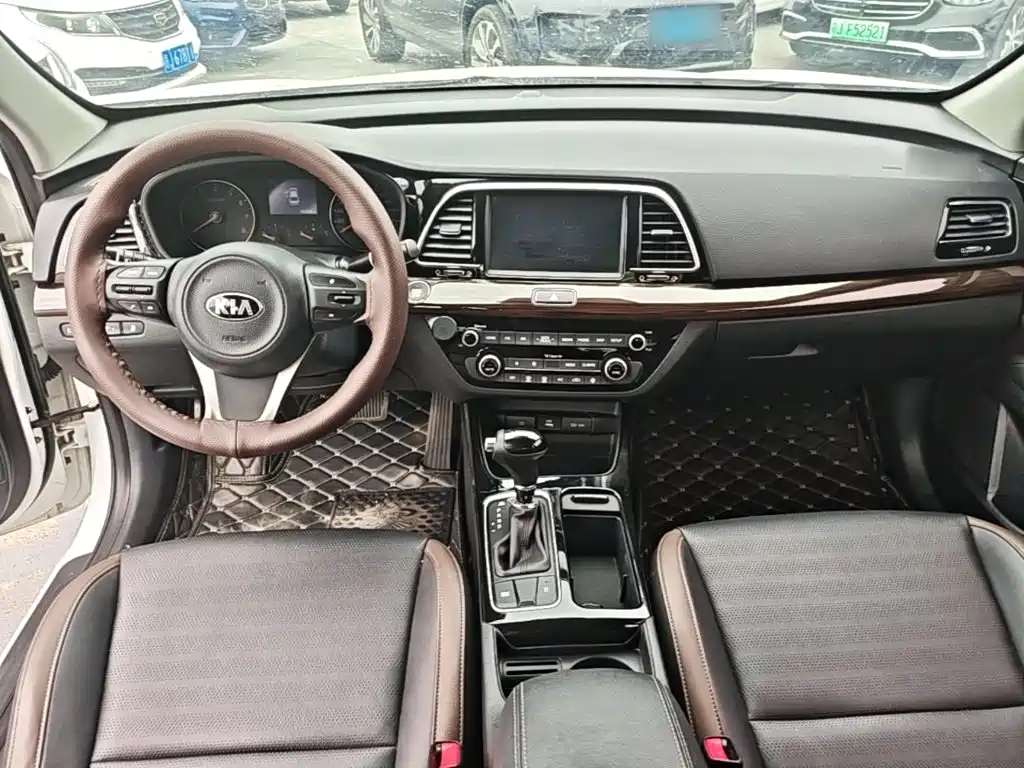 Kia K4 — миниатюра 10