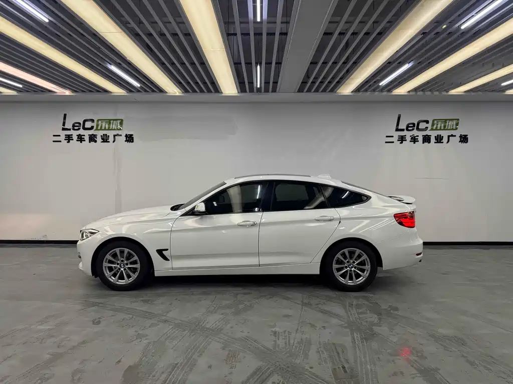 BMW 3 Series GT 3 GT 2016 320i Fashion