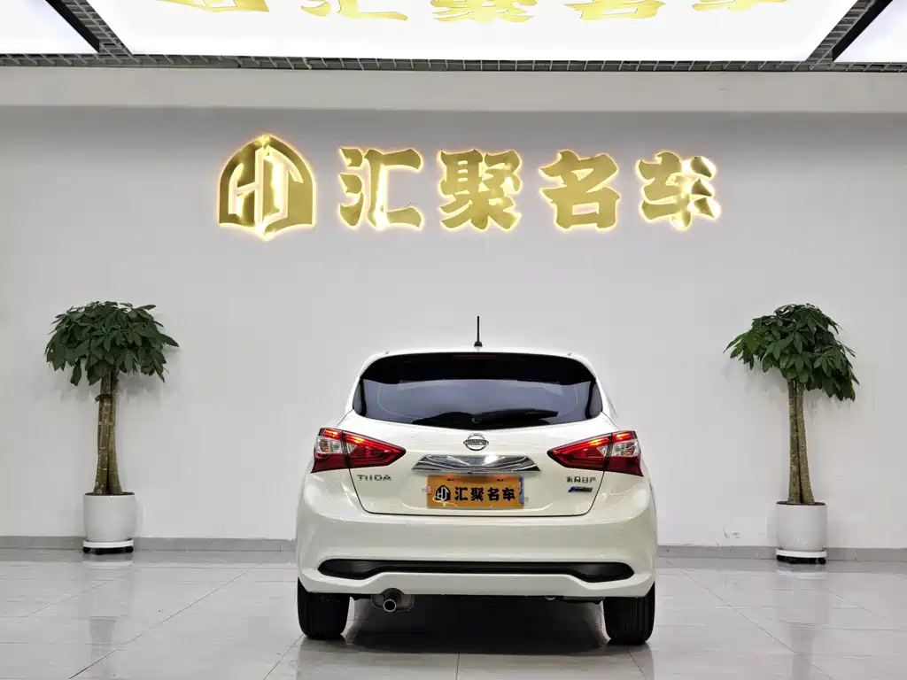 Nissan Tiida 2020 1.6L CVT