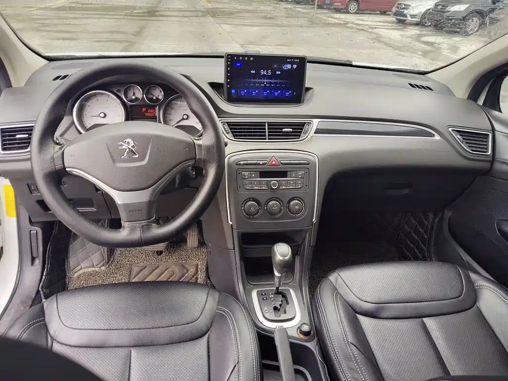 Peugeot 308 Joy Edition Classic 1.6L Auto Premium Fashion Type, фото 4