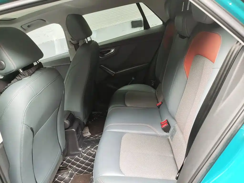 Audi Q2L — миниатюра 15