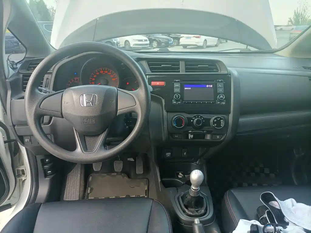 Honda Fit — миниатюра 10