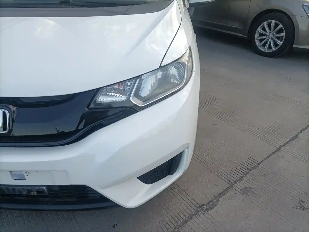 Honda Fit — миниатюра 24